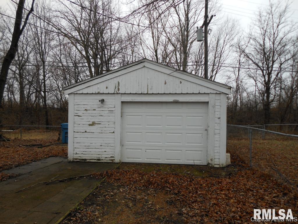 12 Goodwin Court Springfield, IL 62704 - Photo 4 of 4
