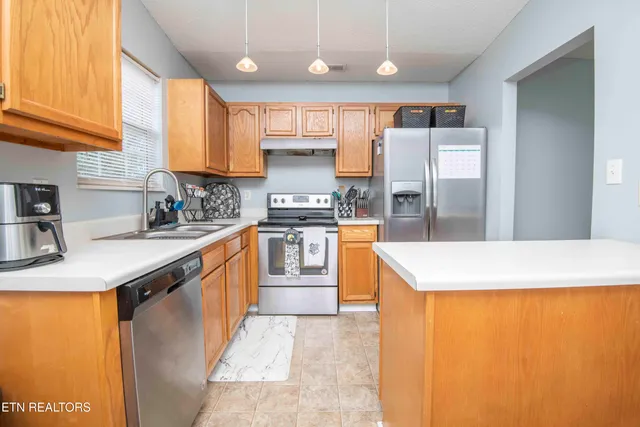 $274,900 | 7532 Gary White Road, Corryton, TN 37721