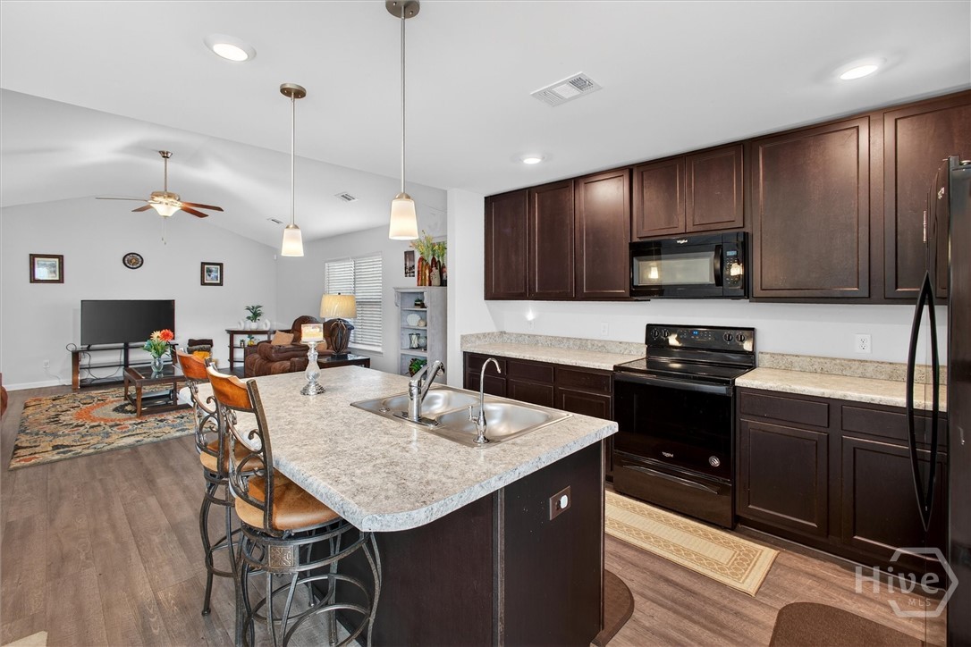 107 Dasher Drive Springfield, GA 31329 - Photo 14 of 40