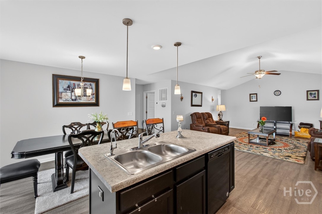 107 Dasher Drive Springfield, GA 31329 - Photo 15 of 40