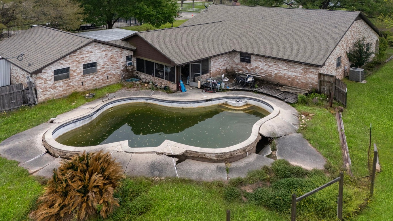5534 Avanak Street Spring, TX 77389 - Photo 5 of 13 This pool is broken but still a pool. House is priced accordingly so that my Seller is selling "As Is".