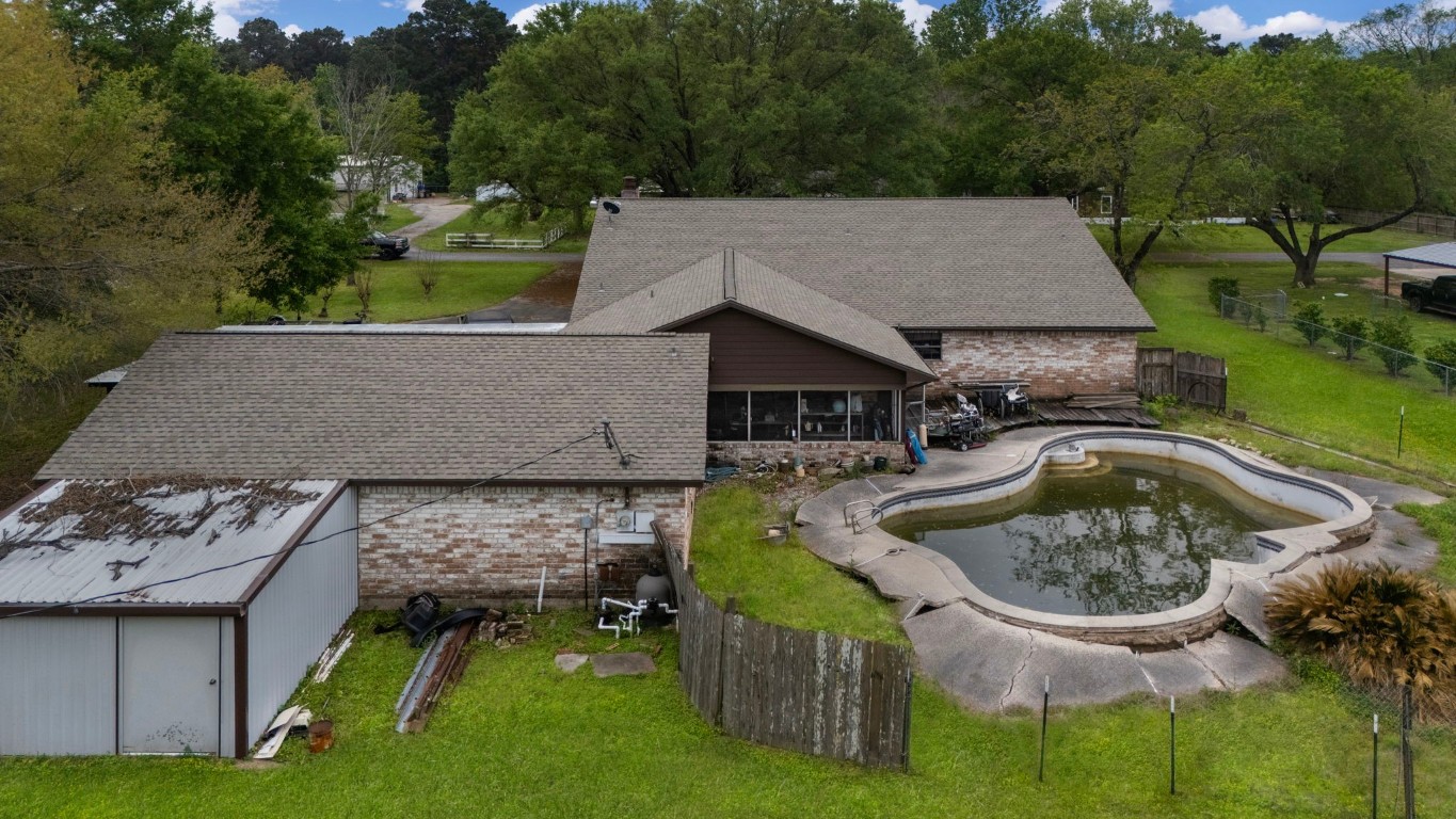 5534 Avanak Street Spring, TX 77389 - Photo 6 of 13 Look at the size of the Footprint on the house, garage and workshop!!!???