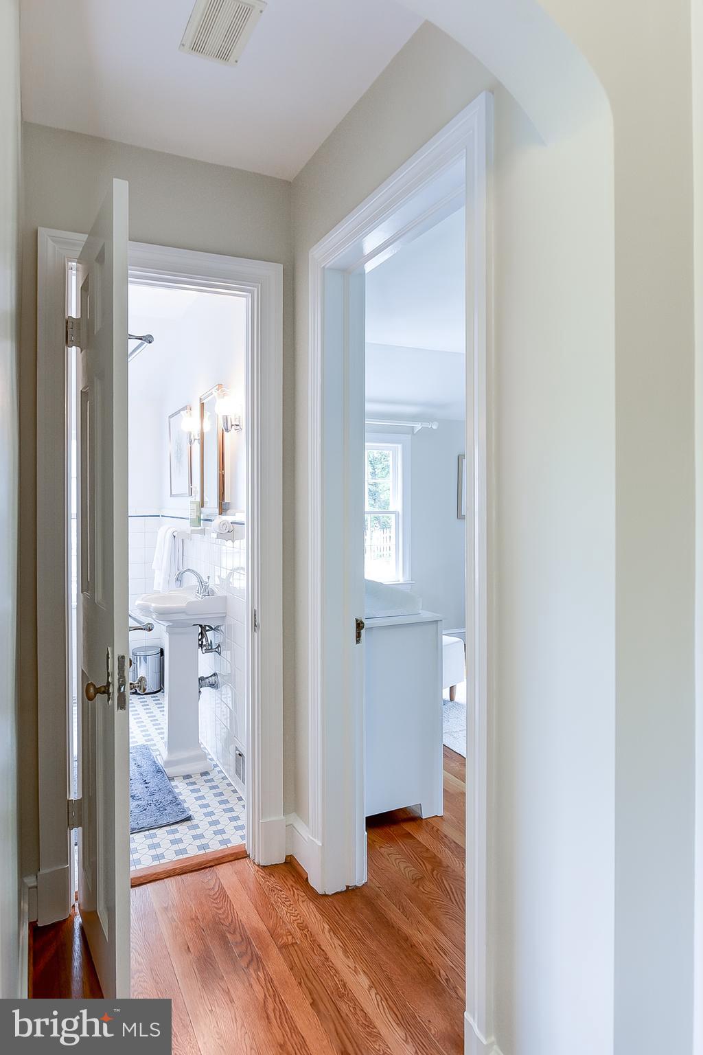 6028 Fort Hunt Road Alexandria, VA 22307 - Photo 27 of 42 Charm throughout the home.
