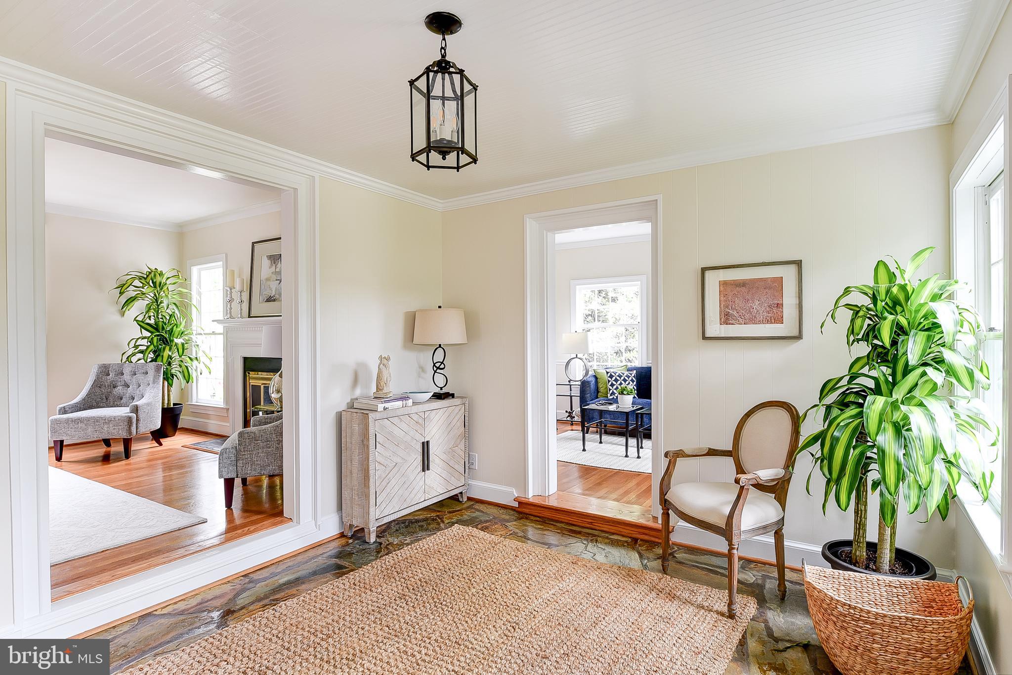 6028 Fort Hunt Road Alexandria, VA 22307 - Photo 8 of 42 Gallery Image 8