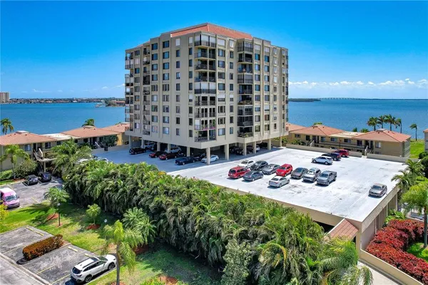 $3,200 | 6322 Palma Del Mar Boulevard South, Unit 505, St. Petersburg, FL 33715