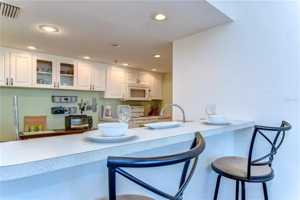 $3,200 | 6322 Palma Del Mar Boulevard South, Unit 505, St. Petersburg, FL 33715