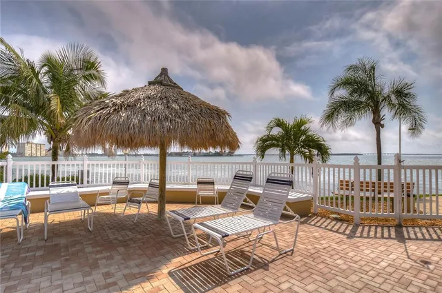 a view of building with outdoor space