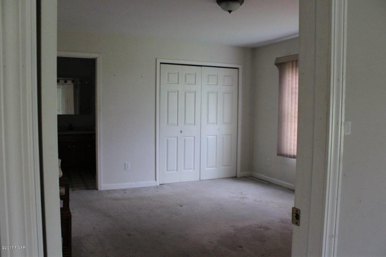 35 Bortree Road Moscow, PA 18444 - Photo 7 of 12