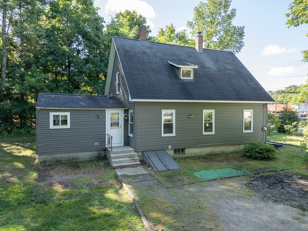 211 Main Street Townsend, MA 01469 - Photo 2 of 32