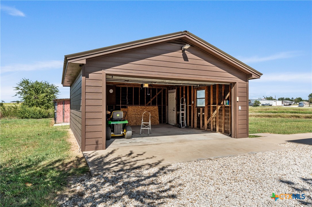 6950 Stallion Road Temple, TX 76501 - Photo 36 of 41 a front view of a house with a patio