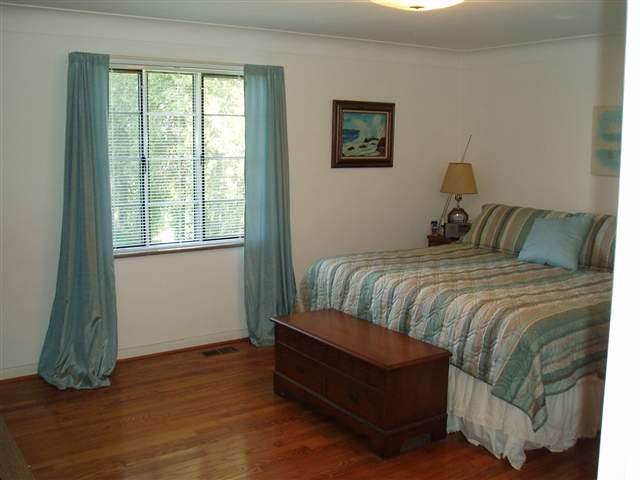 3101 Lakeshore Road Lexington, MI 48450 - Photo 21 of 30 31089172-20.JPG