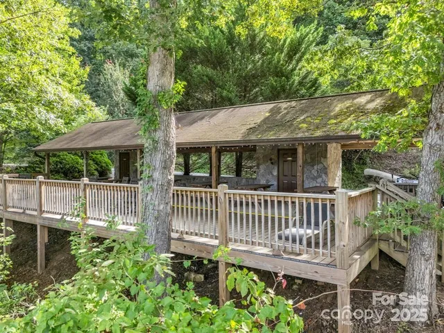 $30,000 | 0 Buzzard Place, Unit 186, Lake Lure, NC 28746