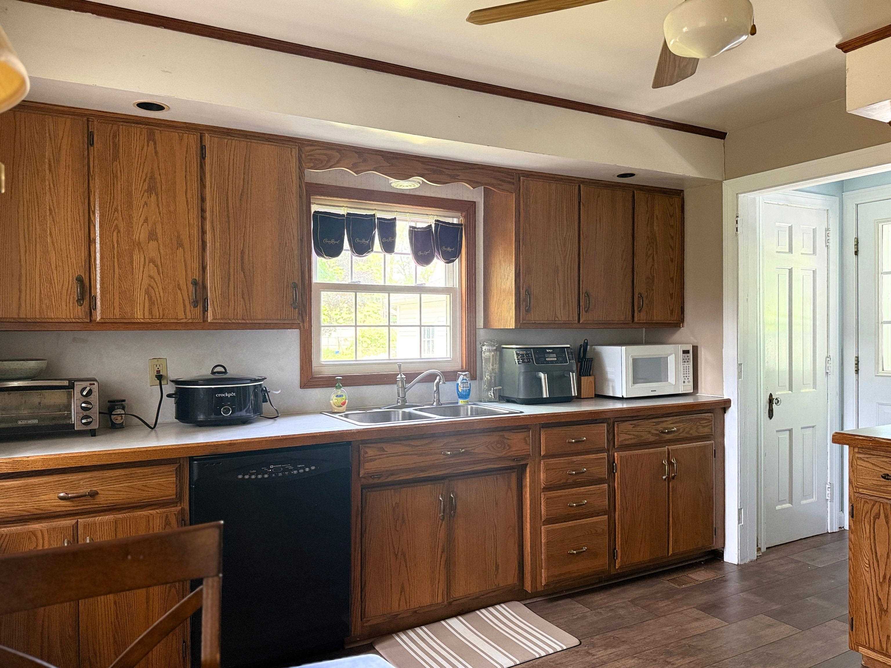 123 Madison Street Vassar, MI 48768 - Photo 9 of 33
