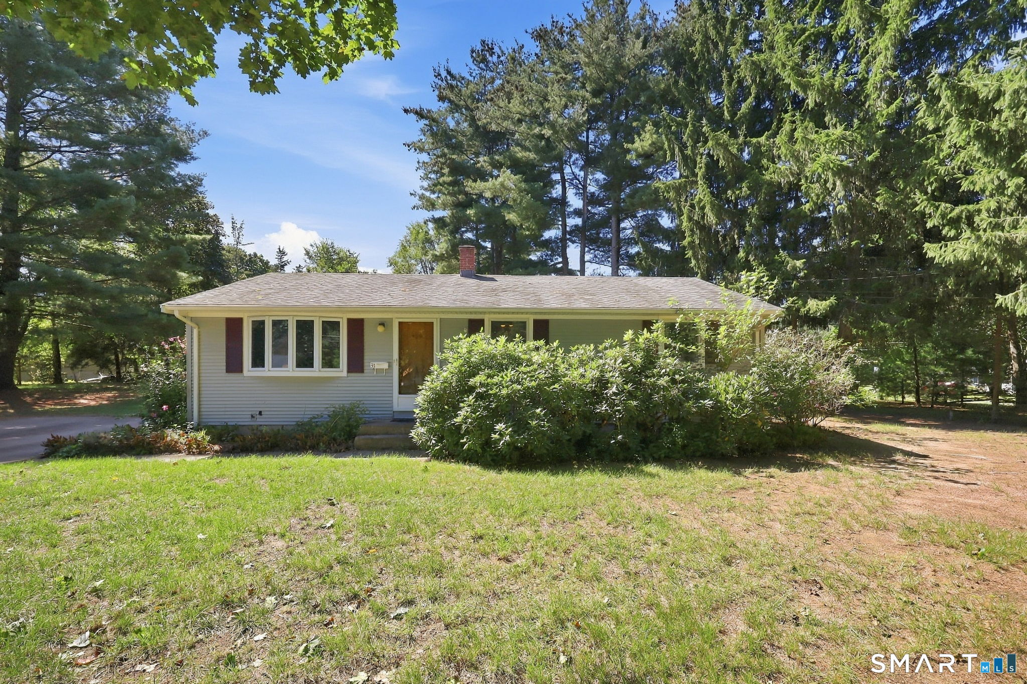 33 Spring Garden Road Enfield, CT 06082 - Photo 1 of 34 Gallery Image 1