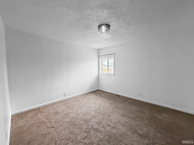 $219,900 | 353 Brightwood Drive, Frankfort, IN 46041