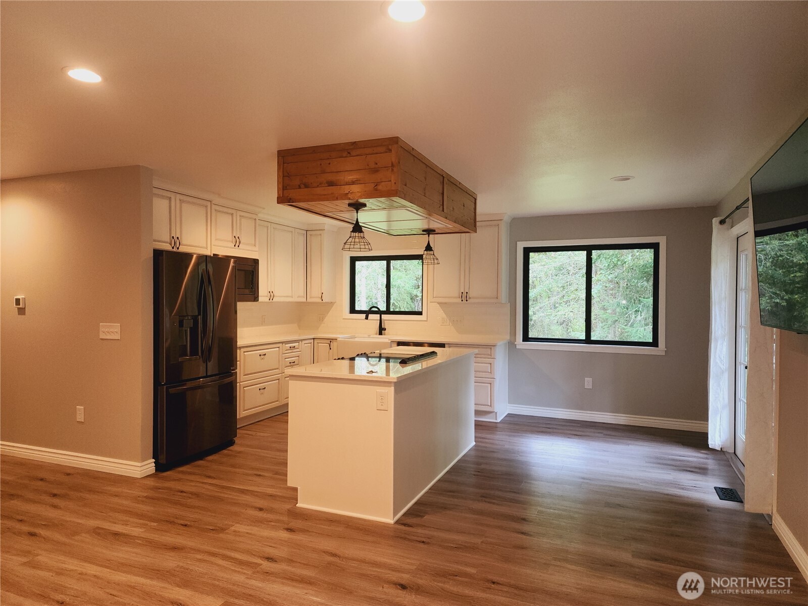 8120 Berry Ridge Lane Northwest Silverdale, WA 98383 - Photo 5 of 28