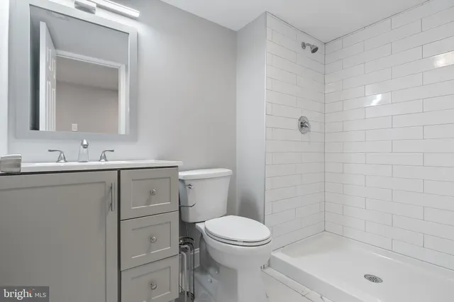 $3,200 | 405 Hamilton Road, Glassboro, NJ 08028