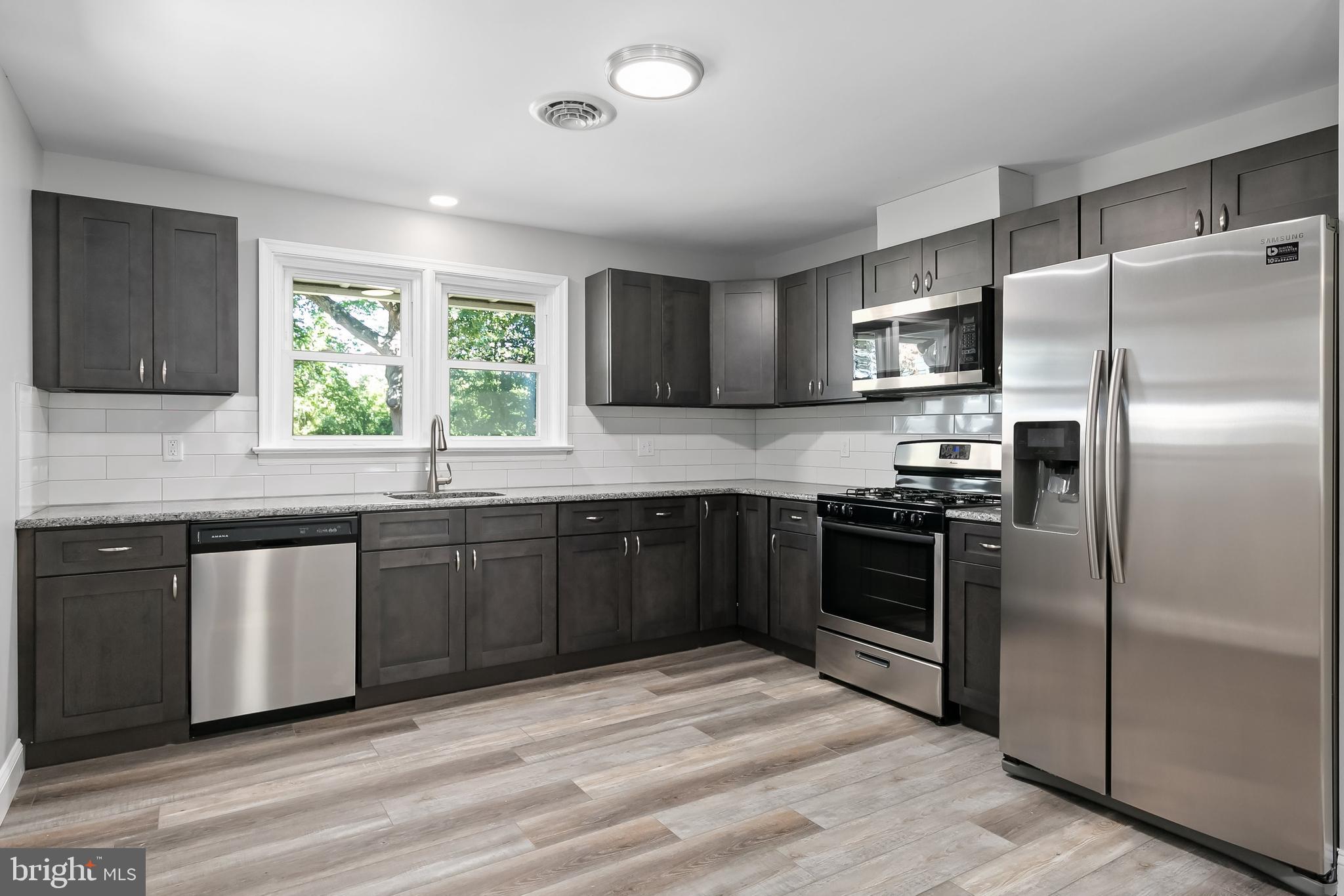 405 Hamilton Road Glassboro, NJ 08028 - Photo 9 of 28