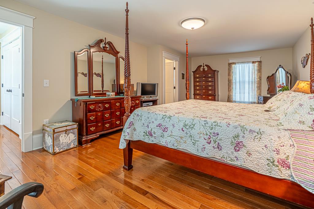 828 Colonial Road Southwest Abingdon, VA 24210 - Photo 34 of 63 Gallery Image 34