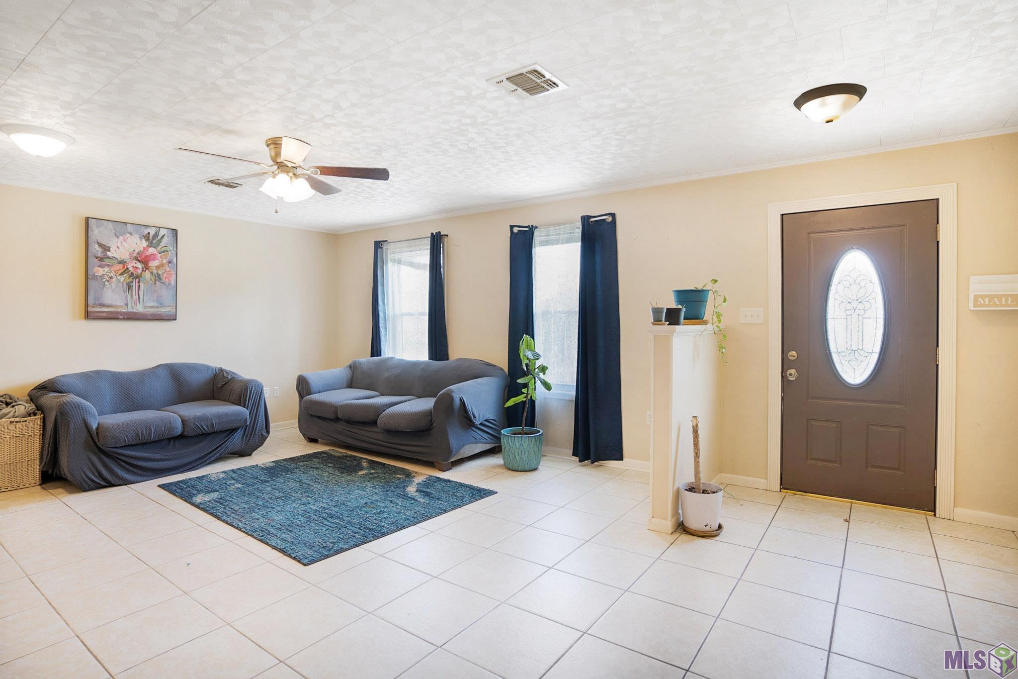 408 Dantin Street Raceland, LA 70394 - Photo 3 of 16