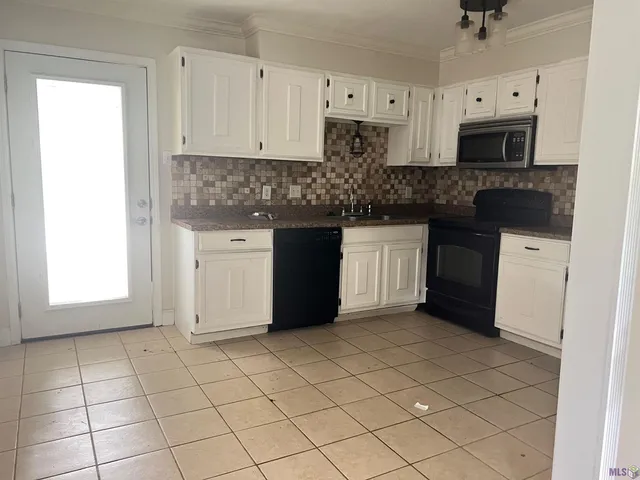 $149,900 | 17325 Ashton Avenue, Central, LA 70739