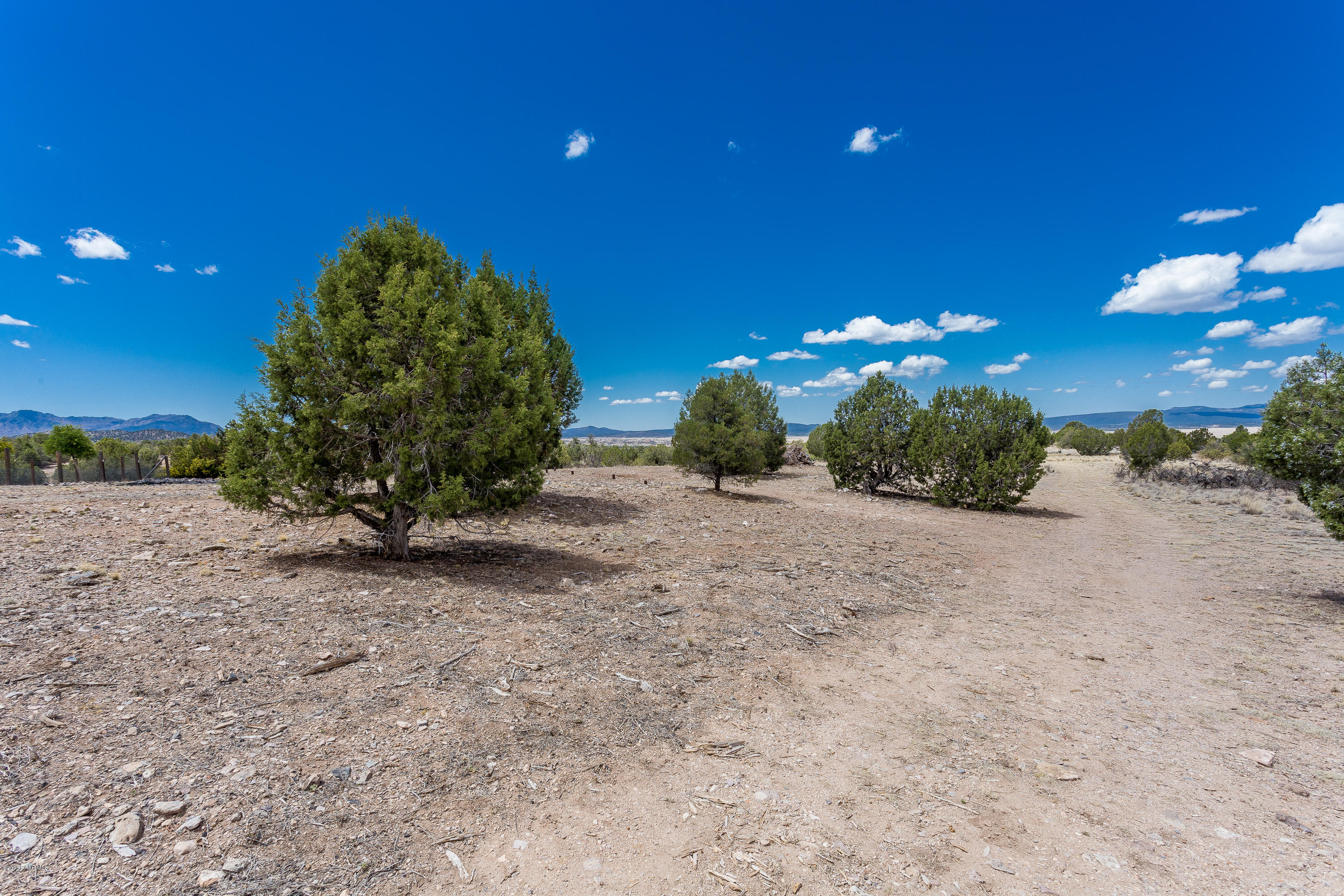 18401 Crossroads Ranch Road Prescott, AZ 86305 - Photo 46 of 51