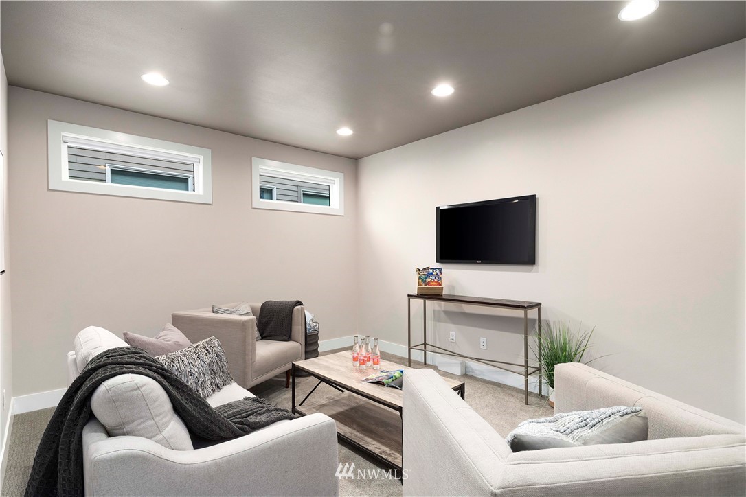 923 North 28th Place Renton, WA 98056 - Photo 26 of 40 Gallery Image 26