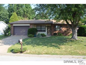 145 Rio Verde Drive Belleville, IL 62221 - Photo 1 of 24 Gallery Image 1