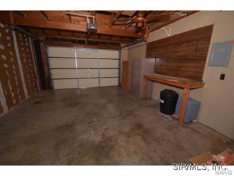 145 Rio Verde Drive Belleville, IL 62221 - Photo 13 of 24 Gallery Image 13