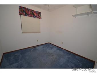 145 Rio Verde Drive Belleville, IL 62221 - Photo 18 of 24 Gallery Image 18