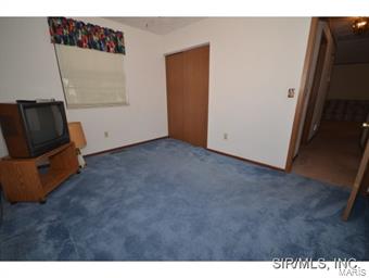 145 Rio Verde Drive Belleville, IL 62221 - Photo 20 of 24 Gallery Image 20