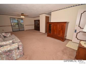 145 Rio Verde Drive Belleville, IL 62221 - Photo 5 of 24 Gallery Image 5