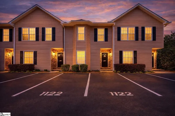 $212,000 | 1122 East Lee Road, Taylors, SC 29687