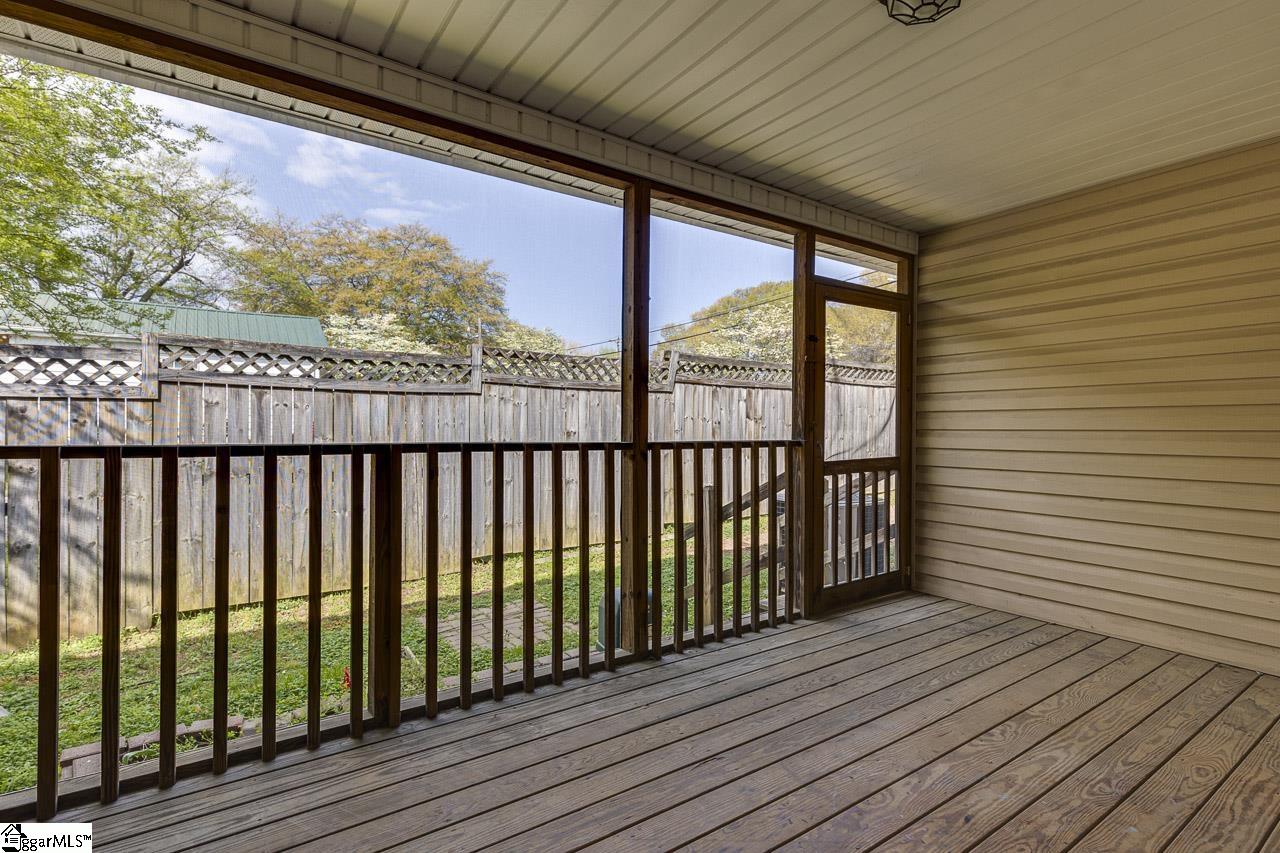 1122 East Lee Road Taylors, SC 29687 - Photo 16 of 30