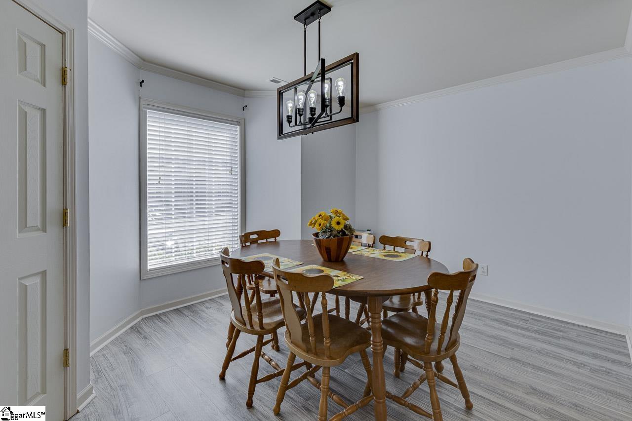 1122 East Lee Road Taylors, SC 29687 - Photo 7 of 30