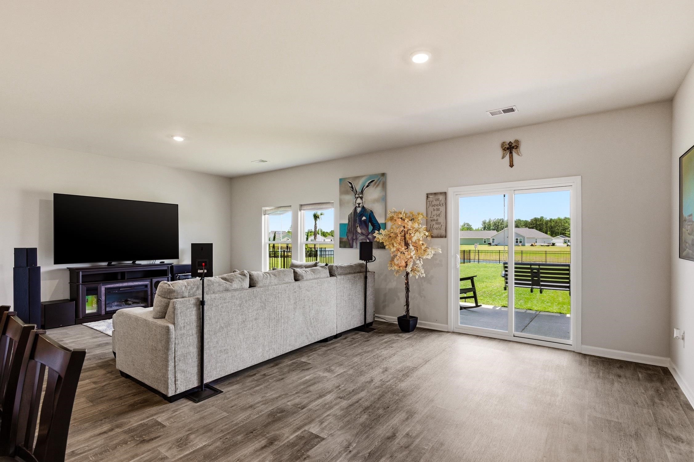 259 Warner Xing Way Loris, SC 29569 - Photo 8 of 30