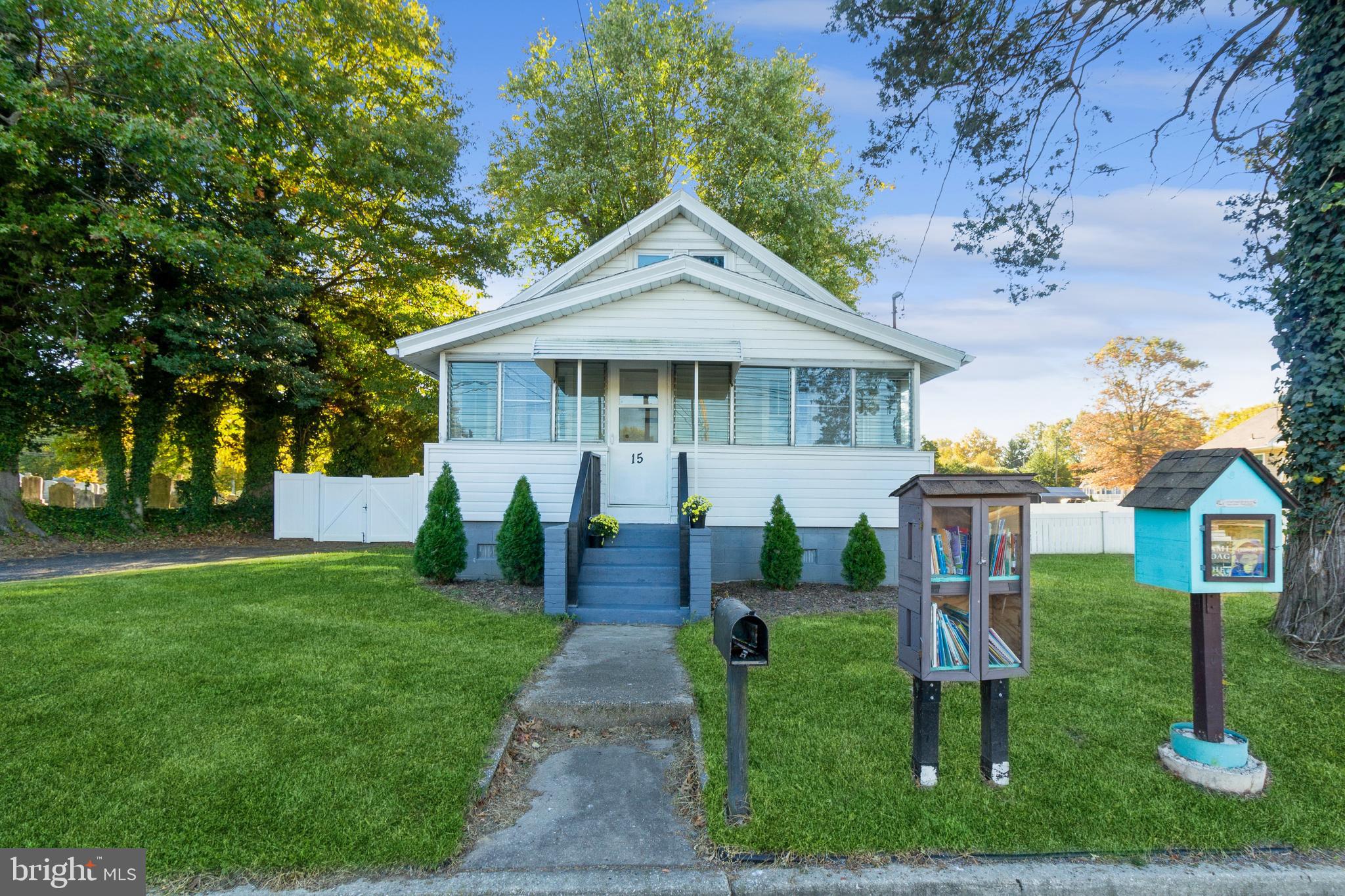 15 Fort Mott Road Pennsville, NJ 08070 - Photo 1 of 25