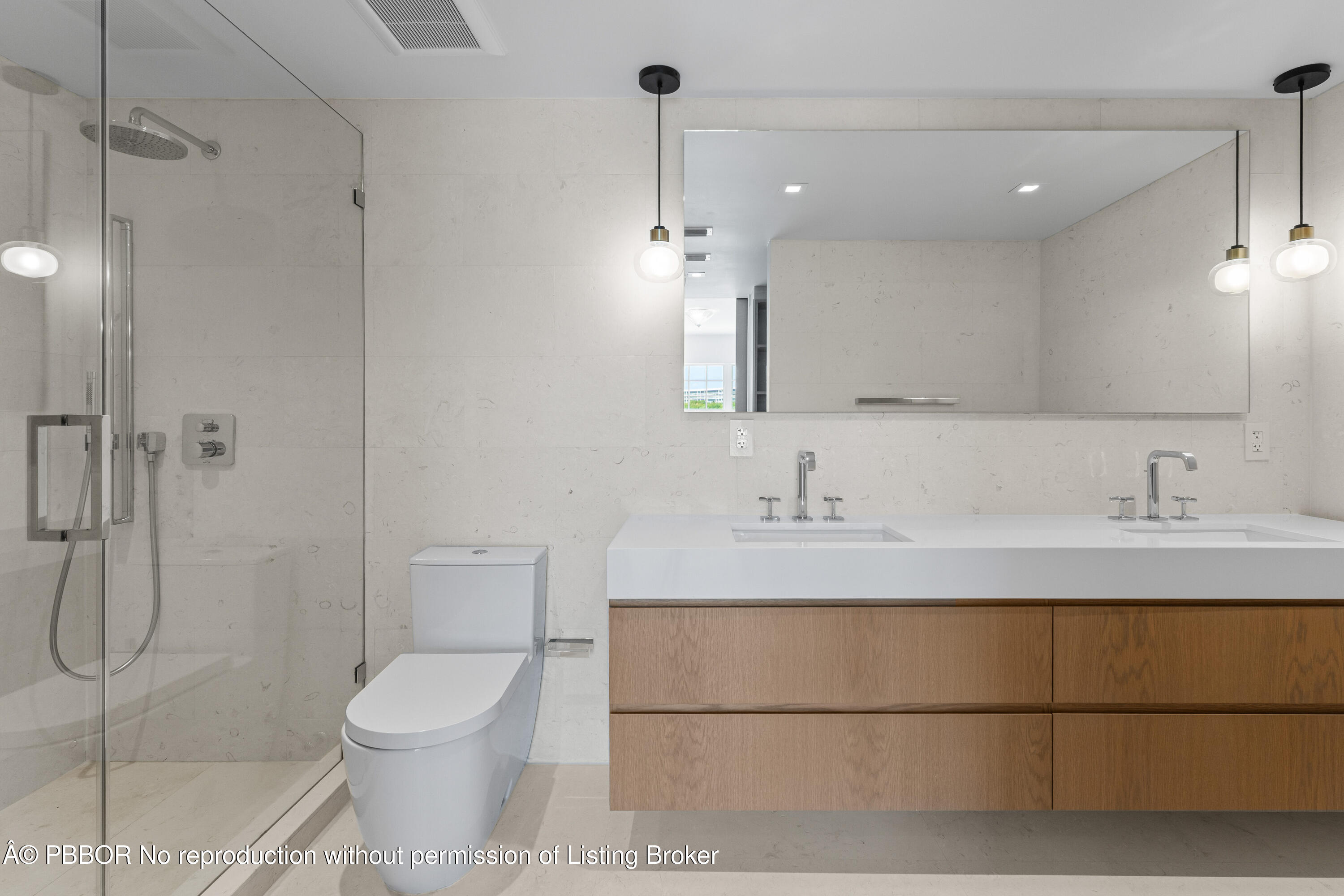 2185 Ibis Isle Road, Unit 1 Palm Beach, FL 33480 - Photo 24 of 44 master bath