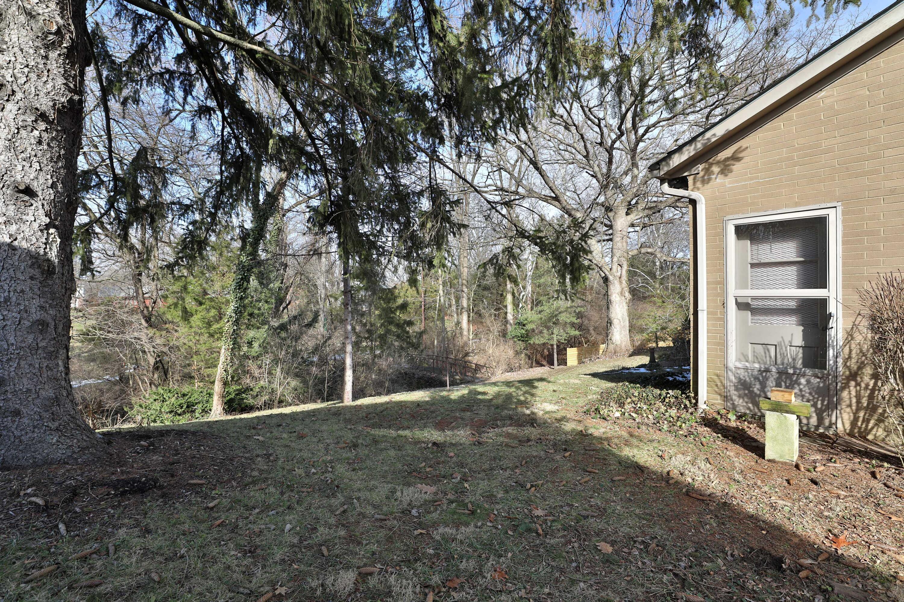 698 Chaffin Ridge Columbus, OH 43214 - Photo 45 of 50 698-ChaffinRidge-45