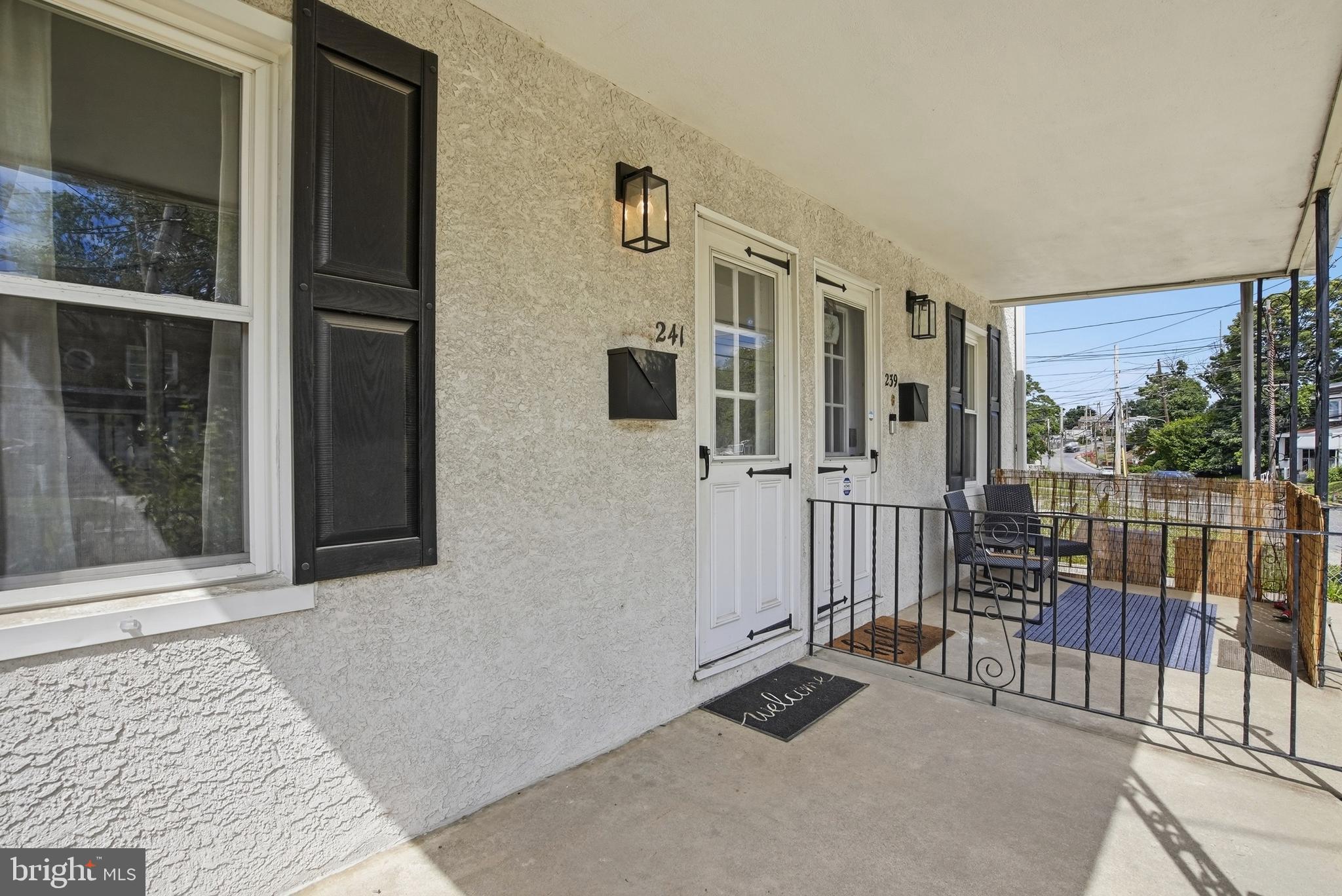 241 Fairview Road Crum Lynne, PA 19022 - Photo 2 of 22 Front Porch