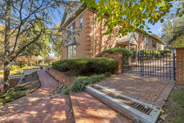 $1,950,000 | 1442 Darbee Drive, Morristown, TN 37814