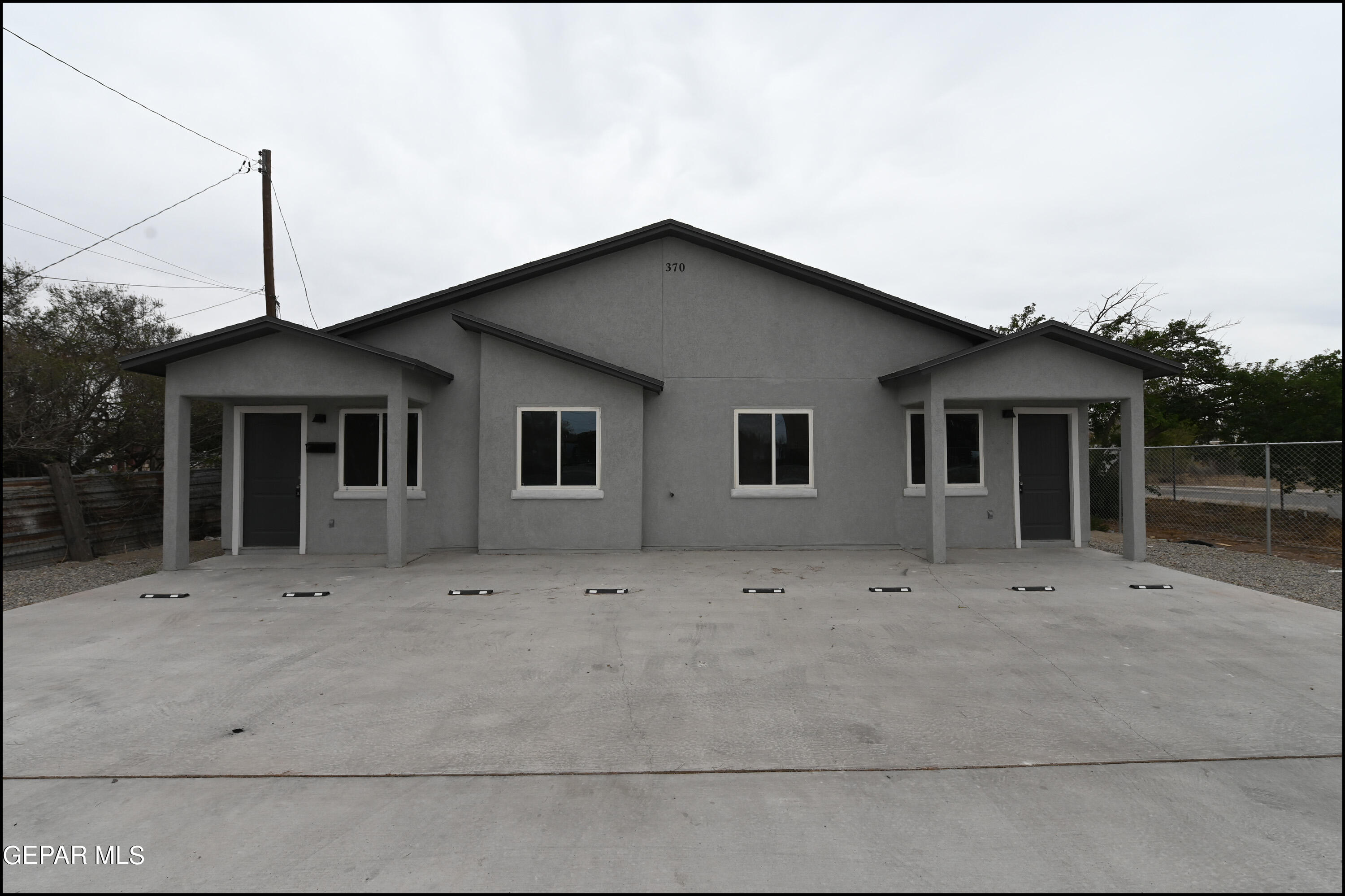 370 San Jose Unit, Unit B El Paso, TX 79915 - Photo 1 of 1 03