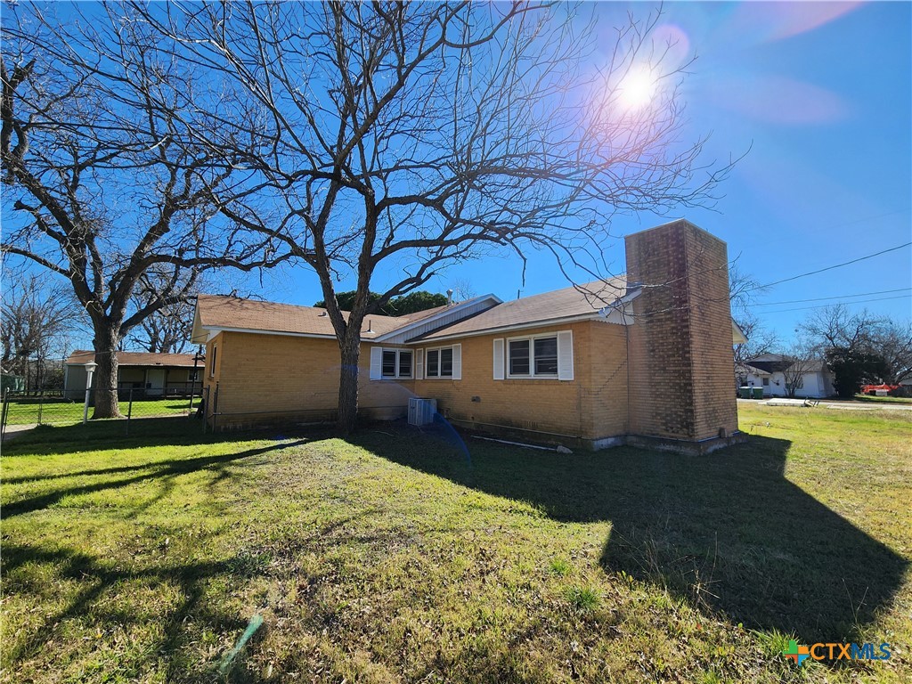 609 6th Street Moody, TX 76557 - Photo 2 of 43