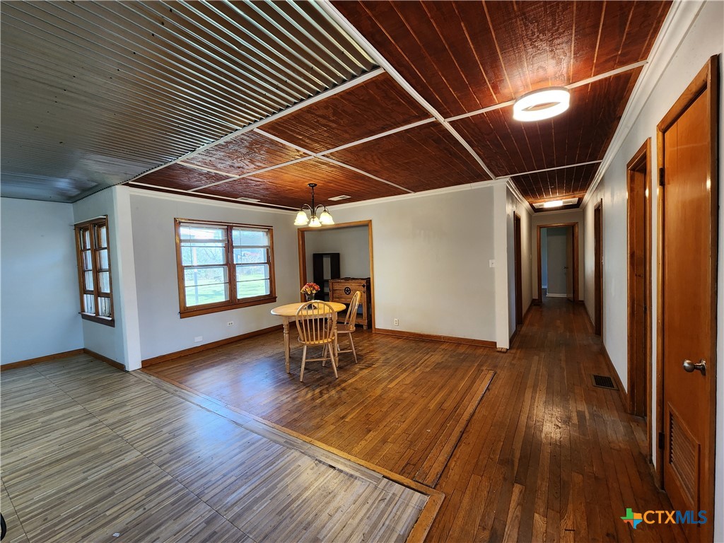 609 6th Street Moody, TX 76557 - Photo 7 of 43