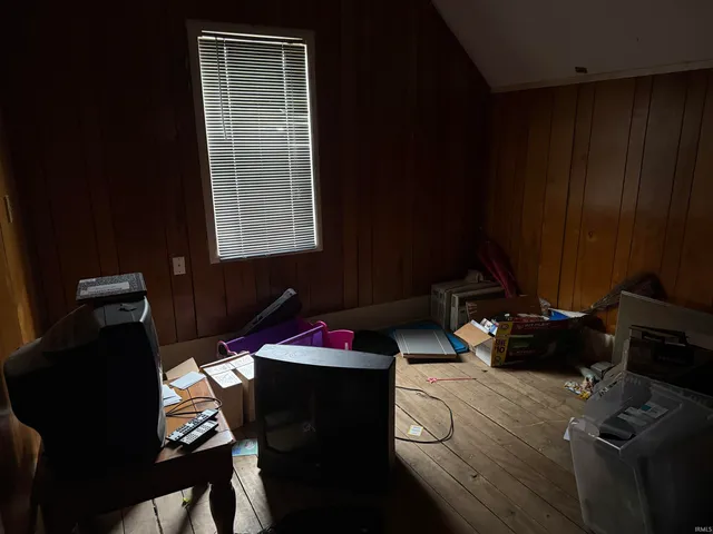 $124,900 | 239 North Jefferson Street, Cromwell, IN 46732