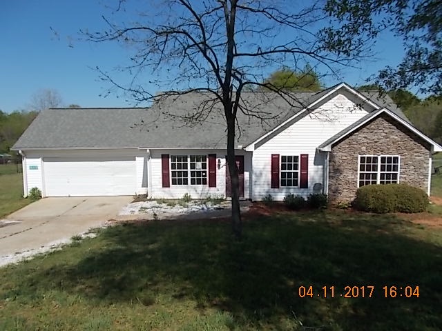 1630 Martin Road Spartanburg, SC 29301 - Photo 1 of 13 Gallery Image 1