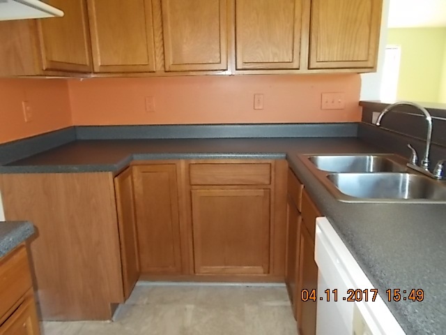 1630 Martin Road Spartanburg, SC 29301 - Photo 5 of 13 Gallery Image 5