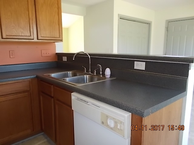 1630 Martin Road Spartanburg, SC 29301 - Photo 6 of 13 Gallery Image 6