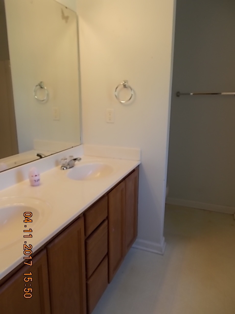 1630 Martin Road Spartanburg, SC 29301 - Photo 8 of 13 Gallery Image 8