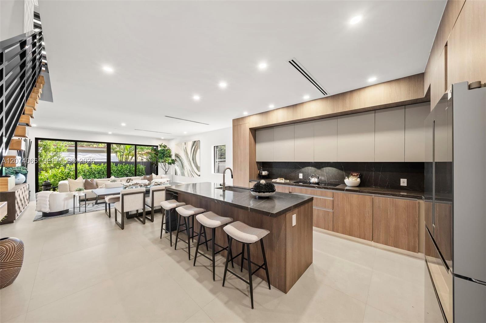 1431 Southwest 20th Street Miami, FL 33145 - Photo 7 of 69 Gallery Image 7